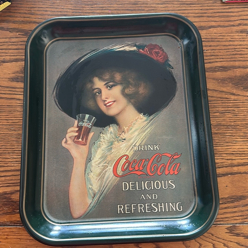 Vintage Drink Coca Cola metal tray. Collectors.
